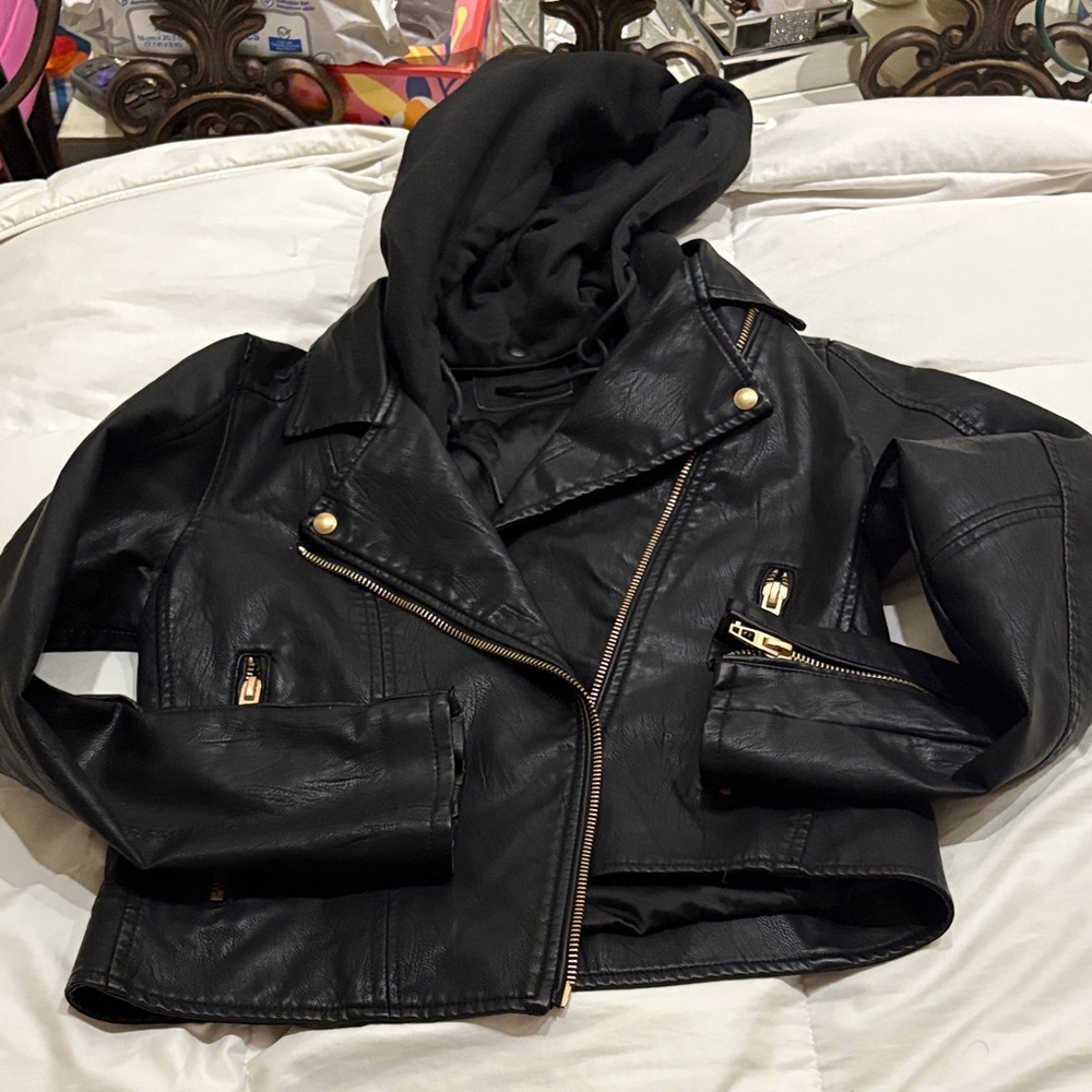 Women's Black Faux Leather Jacket with Hood Blank NYC size M